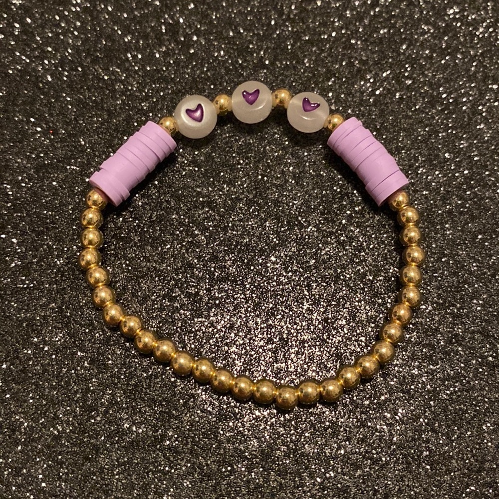 Girls faux gold beaded stretch lilac heart glow in the dark bracelet